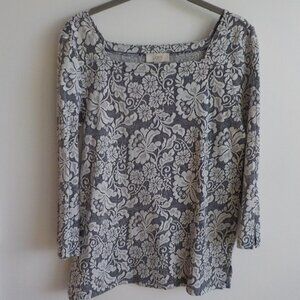 Shirt by Loft - Size XS - Square Neck - Floral - Grey/White - 3/4 sleeve (439)